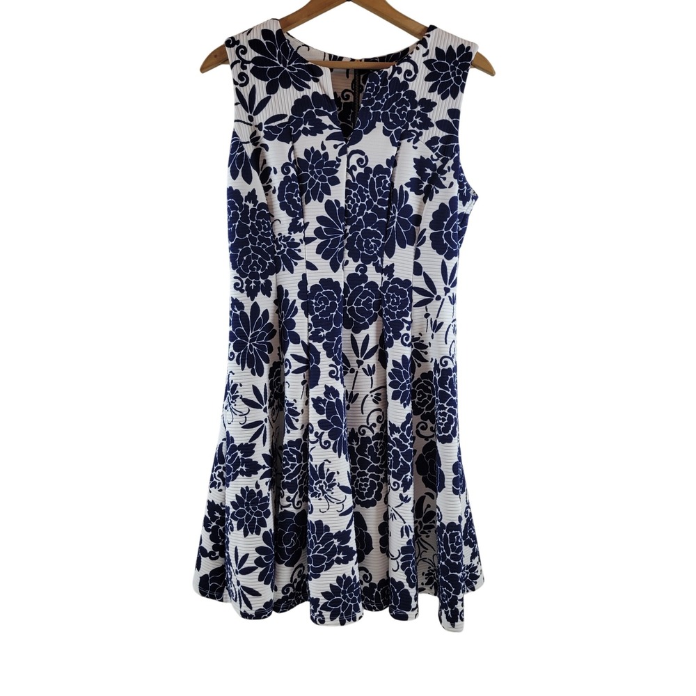 Danny and Nicole Dress Womens 8P Blue Excellent Floral Sleeveless Fit & Flare